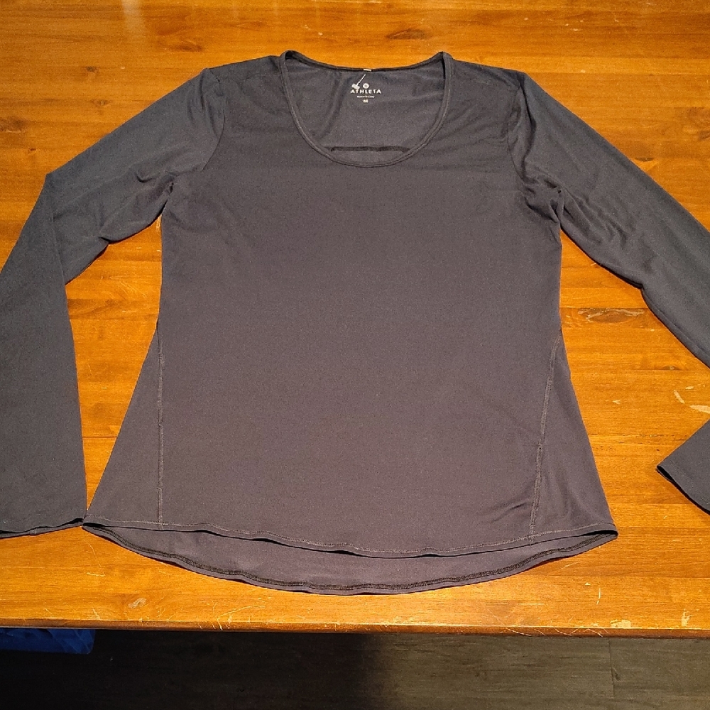 ATHLETA Gray Fitted Long Sleeve Top PERFECT FOR LAYERING